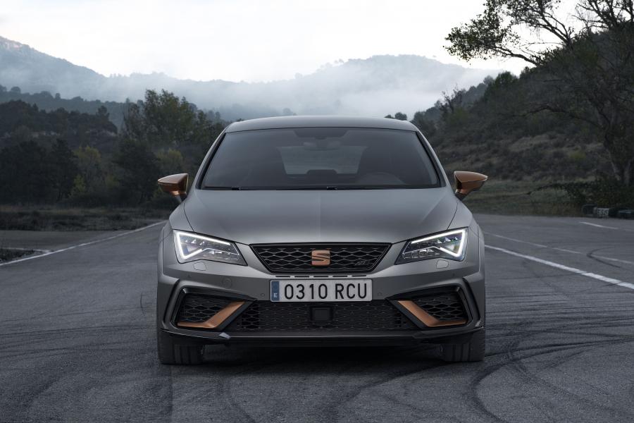  Seat Leon Cupra R (5F) 2017 года  (WW) (фото 36 из 40)